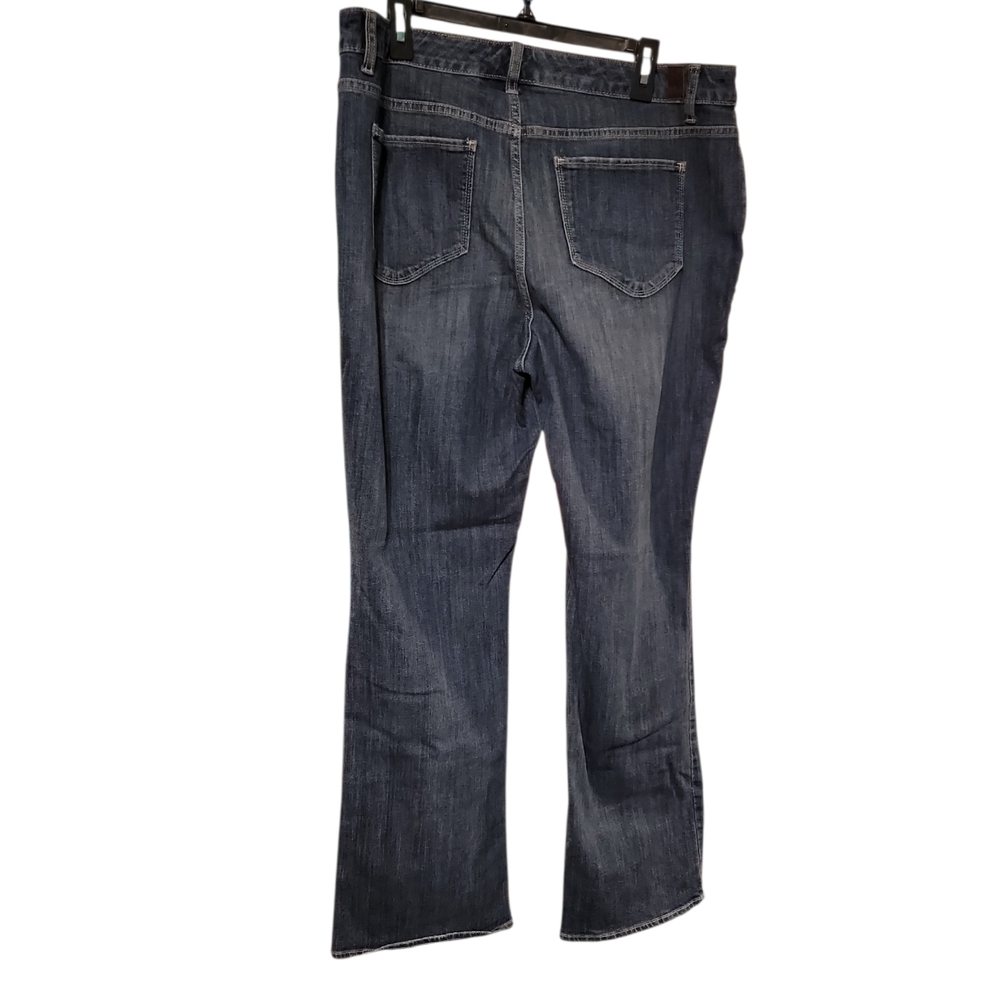 Simply Vera Vera Wang Women's Bootcut Jeans Size 16W Mid Rise - Picture 4 of 9
